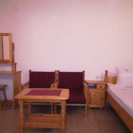 Siniya Han 3* Hvoyna