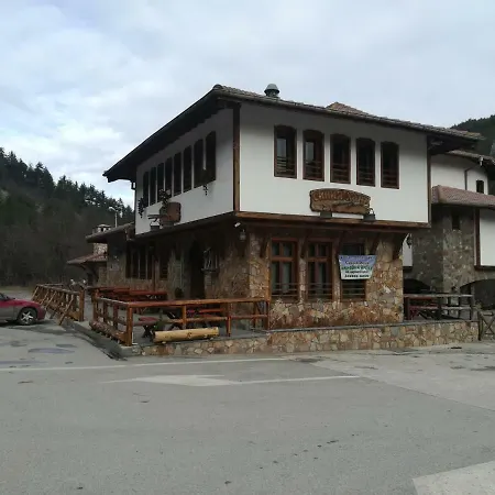 Hotel Siniya Han Hvoyna